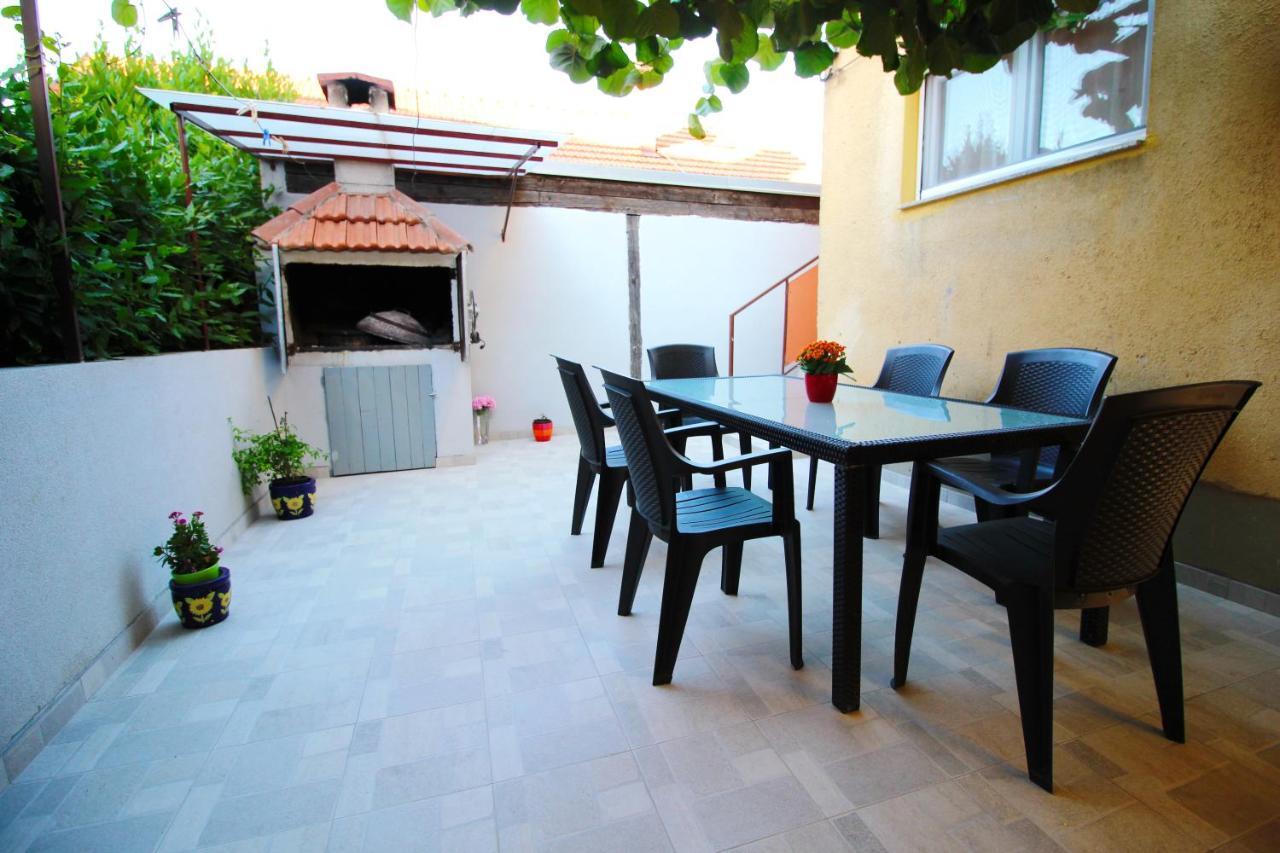 Apartment Zara Exterior foto